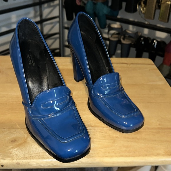 Benetton Blue Patent Heels - Picture 6 of 9